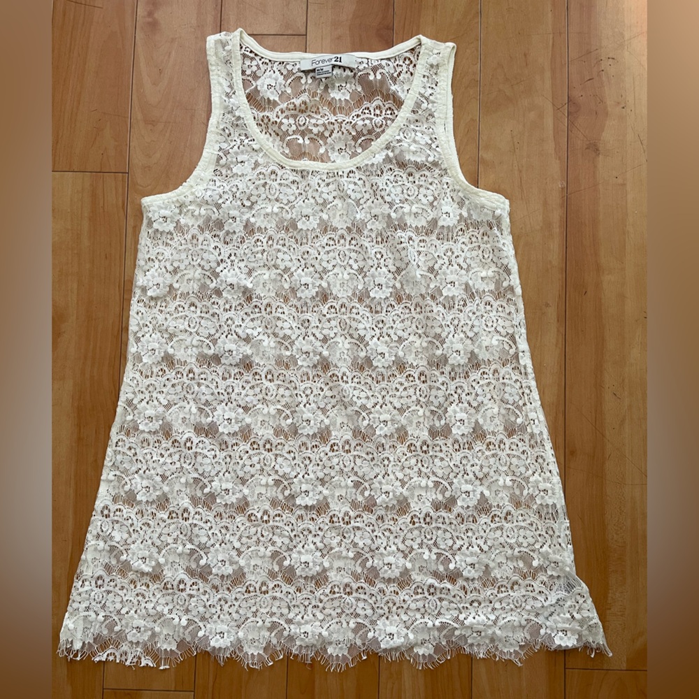 Forever 21 Cream Lace Sleeveless Tunic Top Medium